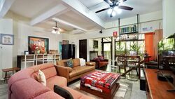 Sennett Terrace (D16), Terrace #535347881